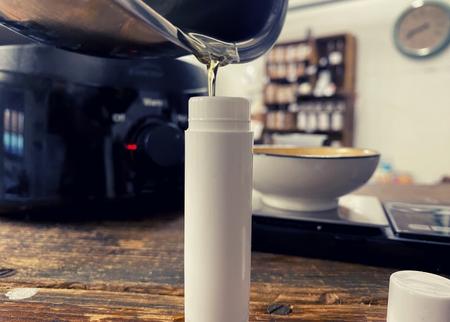 Stick à lèvres à l'huile d'Abricot - Cosmétique maison